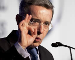 Ex presidente Álvaro Uribe Ex presidente Álvaro Uribe
