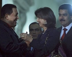 Presidente Hugo Ch�vez y la canciller Mar�a �ngela Holgu�n