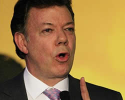 El presidente Juan Manuel Santos habl� de la crisis en Ecuador