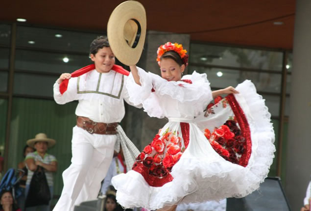 Región Andina - Bailes y Trajes por Región - Folclor y Tradiciones ...