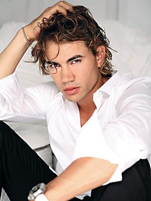 Camilo Villegas. Foto: Revista People