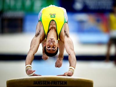 El gimnasta brasile�o F. Goncalves Polato 