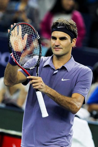 Federer está aprendiendo Mandarín y una hora diaria de clase. Federer está aprendiendo Mandarín y una hora diaria de clase.