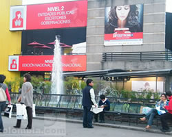 Casi 400.000 personas visitaron la Feria del Libro de Bogotá Casi 400.000 personas visitaron la Feria del Libro de Bogotá