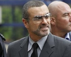 George Michael salió de la cárcel George Michael salió de la cárcel