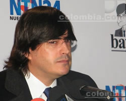 Bayly anuncia que no se postular� a presidencia peruana 