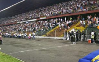 Estadio: 12 de Octubre