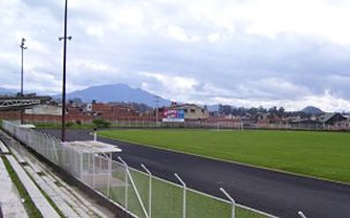 Estadio: Municipal Los Zipas