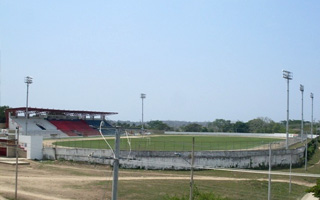 Estadio: Arturo Cumplido Sierra