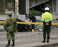 Carro bomba en Bogotá.EFE