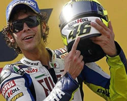 Valentino Rossi (Yamaha YZR M 1); Foto: EFE