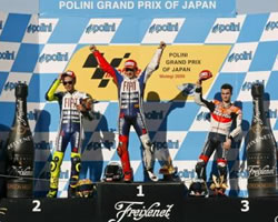 Podio final del Gp en Japón; Foto: EFE