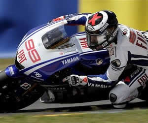 Jorge Lorenzo (Yamaha), celebra en el GP de Francia; Foto: EFE