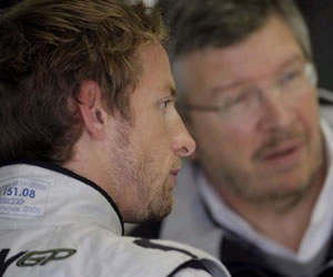 Ross Brawn y Jensson Button. Foto: EFE