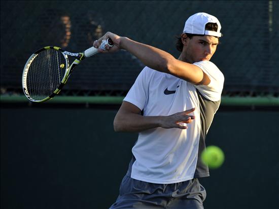 Rafael Nadal en sus primeros entrenamientos. EFE