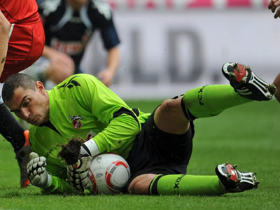 Farid Mondragón es titular del Colonia de Alemania Farid Mondragón es titular del Colonia de Alemania