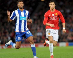 Porto en el Old Trafford; Foto: EFE