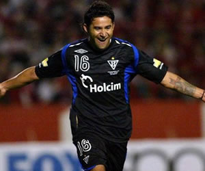 Bieler celebra el tanto de la victoria; Foto: EFE