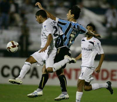 San Martín tiene que recuperarce en Brasil; Foto: EFE
