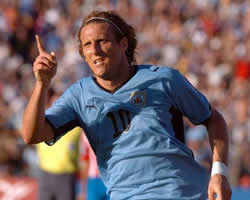 Diego Forlán; Foto: EFE