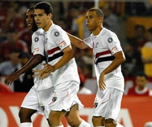 Fuimos beneficiados..., pero quedamos sin jugar; Foto: EFE
