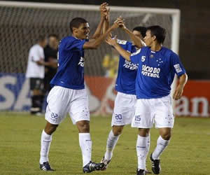 Cruzeiro hizo respetar el Mineirao; Foto: EFE