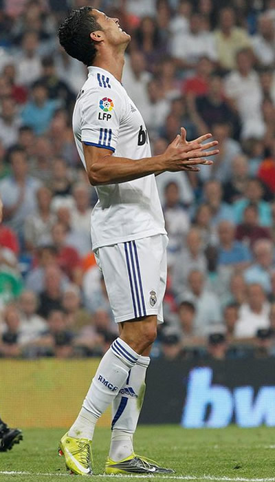 Cristiano Ronaldo lamenta una ocasión de gol del Real Madrid.EFE