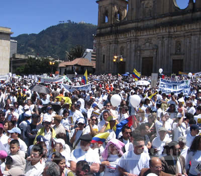 Marcha contra las FARC Plaza de Bolivar - Fotos: Luz Helena Quiceno