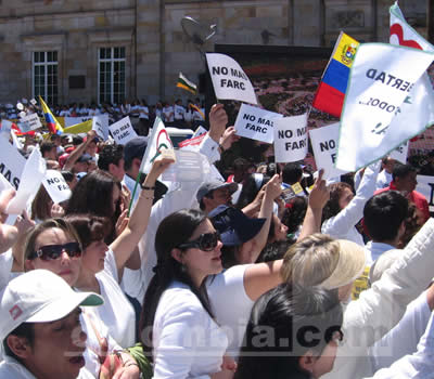 Marcha contra las FARC Plaza de Bolivar - Fotos: Luz Helena Quiceno