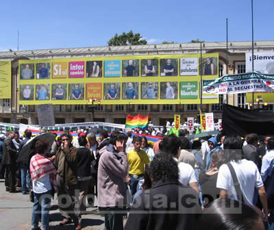 Marcha contra las FARC Plaza de Bolivar - Fotos: Luz Helena Quiceno