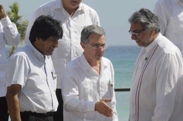 Presidentes de Bolivia, Evo Morales; Colombia, �lvaro Uribe y de Paraguay, Fernando Lugo. Foto: EFE