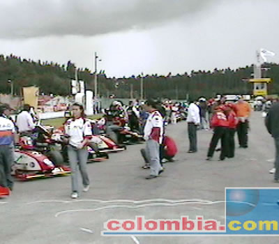 Panam GP Series en Colombia - Pilotos preparándose - Foto: Luz Helena Quiceno