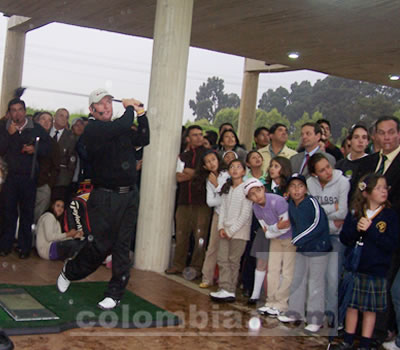 Presentación Instituto SaludCoop de Golf - Fotos: Luz Helena Quiceno - Leonardo Quimbay