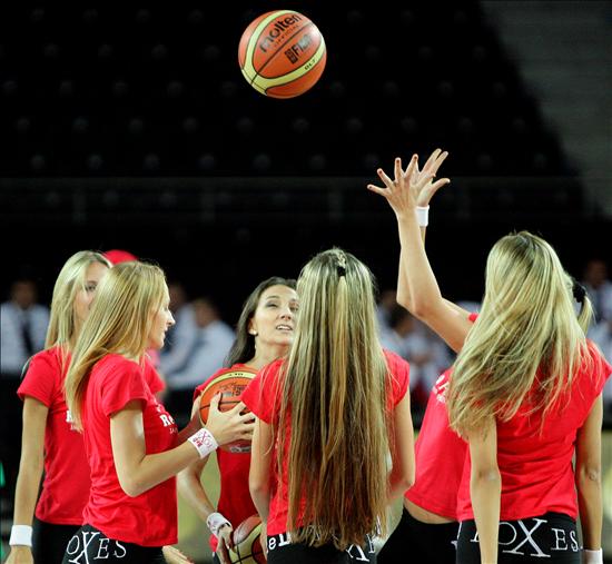 Animadoras del Mundial de Baloncesto. Foto: EFE