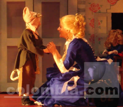 CASA DE MUÑECAS - Casa de muñecas - Foto Liliana Matos