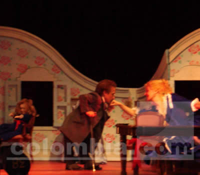 CASA DE MUÑECAS - Del director Lee Breuer -Foto Liliana Matos