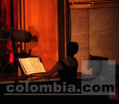 CASA DE MUÑECAS - Con piano en vivo -Foto Liliana Matos
