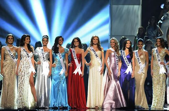 Las 10 finalistas a Miss Universo 2010. EFE