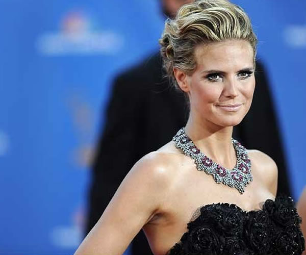 Glamour en la alfombra roja de los Emmy. Foto EFE