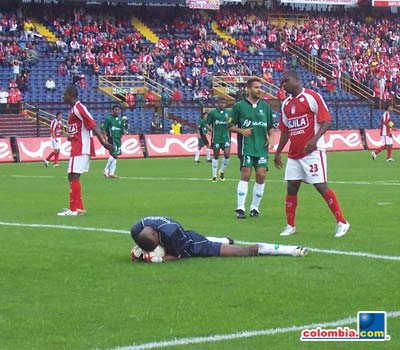 Santa Fe 1 - 2 Equidad - Finalización 2007 - Bejarano estuvo seguro - Foto: Leonardo Quimbay - www.colombia.com