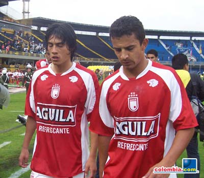 Santa Fe 1 - 2 Equidad - Finalización 2007 - Delgado y Suarez sufren - Foto: Leonardo Quimbay - www.colombia.com