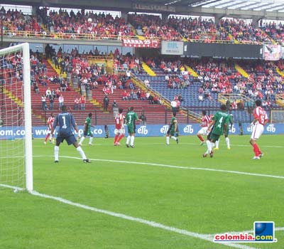 Santa Fe 1 - 2 Equidad - Finalización 2007 - Santa Fe estuvo errático - Foto: Leonardo Quimbay - www.colombia.com