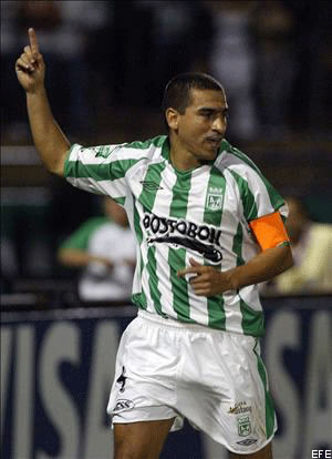 Nacional 2-Millonarios 3 / Sudamericana 2007 - Aristizábal anota primer gol - Foto: Efe