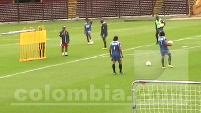 Colombia vs Paraguay / entrenamiento - Tiro libre de Falcao García - Foto: Edwin Gordillo