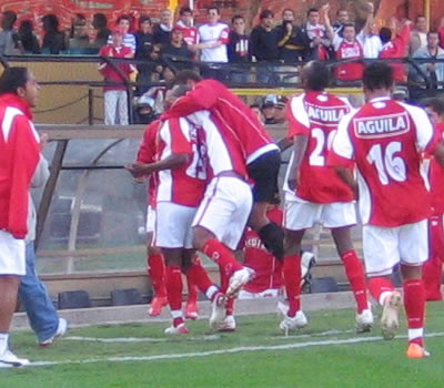 Santa Fe 1-1 Real C./ Finalización 2007 - Preciado y su festejo - Foto:Leonardo Quimbay