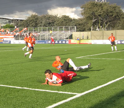 Academia lidera el Cuadrangular B - Foto: Leonardo Quimbay