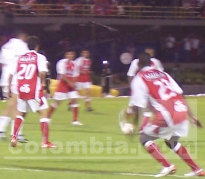 Independiente Santa Fe continúa ganando - Foto: Leonardo Quimbay