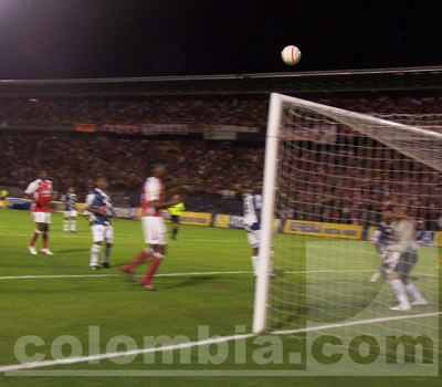 Santa Fe y Chicó, muy parejos - Foto: Leonardo Quimbay