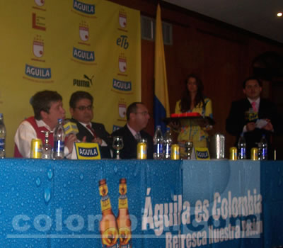 Presentación Hernán Dario Gómez en Santa Fe - Fotos: Luz Helena Quiceno - Leonardi Quimbay