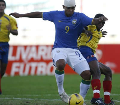 Colombia 1-2 Brasil - Foto: EFE